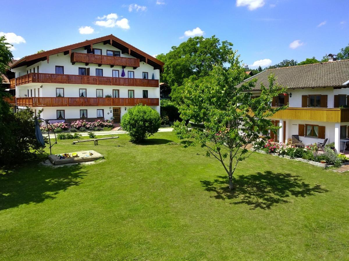 Ferienwohnungen Loisenhof Gstadt am Chiemsee Exteriör bild