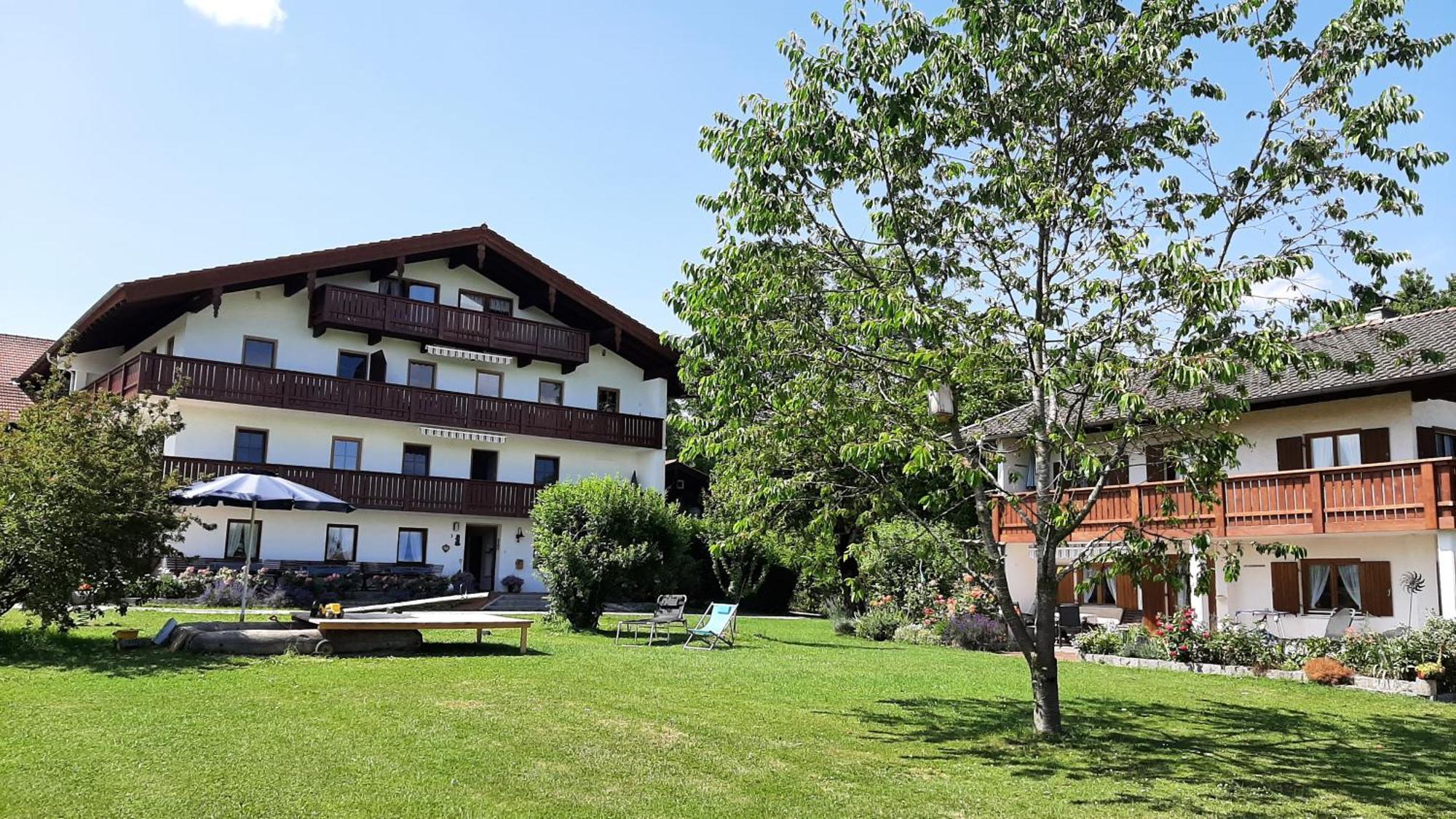 Ferienwohnungen Loisenhof Gstadt am Chiemsee Exteriör bild